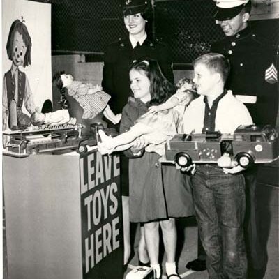 Toys_for_Tots_publicity_photo